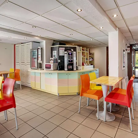 Premiere Classe Bethune Hotel *