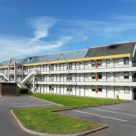 Premiere Classe Bethune Hotel