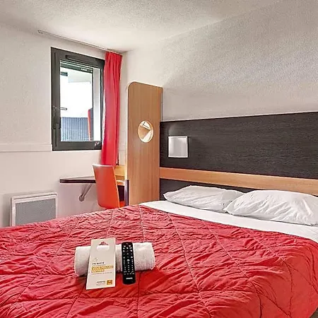 Premiere Classe Bethune Hotel