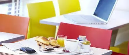 Premiere Classe Bethune Hotel *