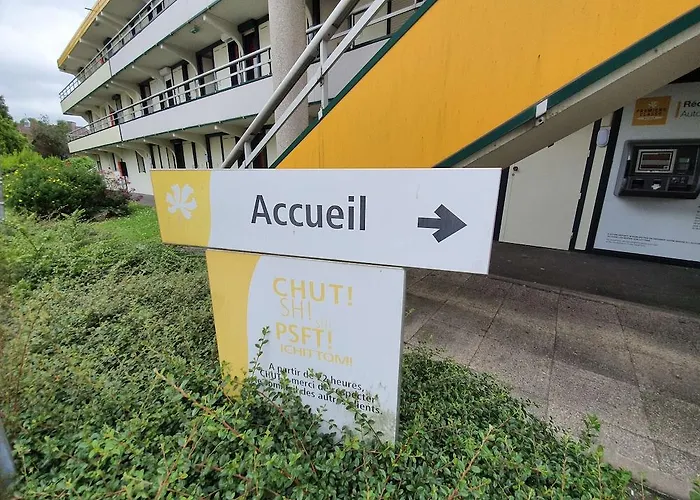 Premiere Classe Bethune Hotel *