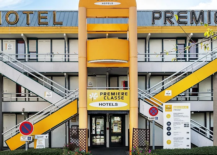 Premiere Classe Bethune Hotel *